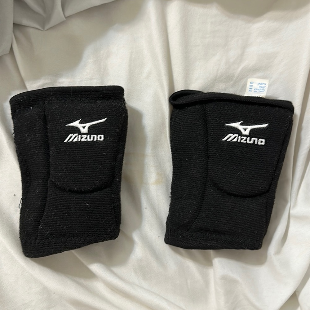 Mizuno Volleyball Kneepads